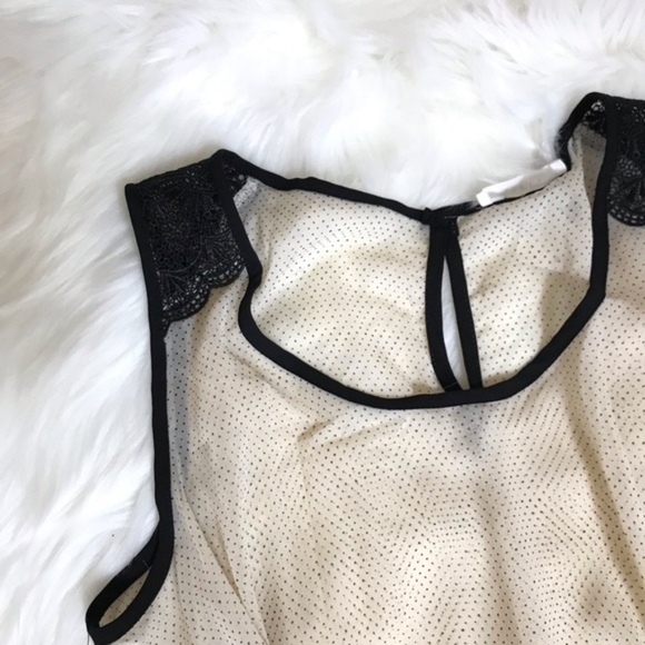 NWT Lush Polka Dot Lace Shoulder Cropped Tank Med - Picture 4 of 8